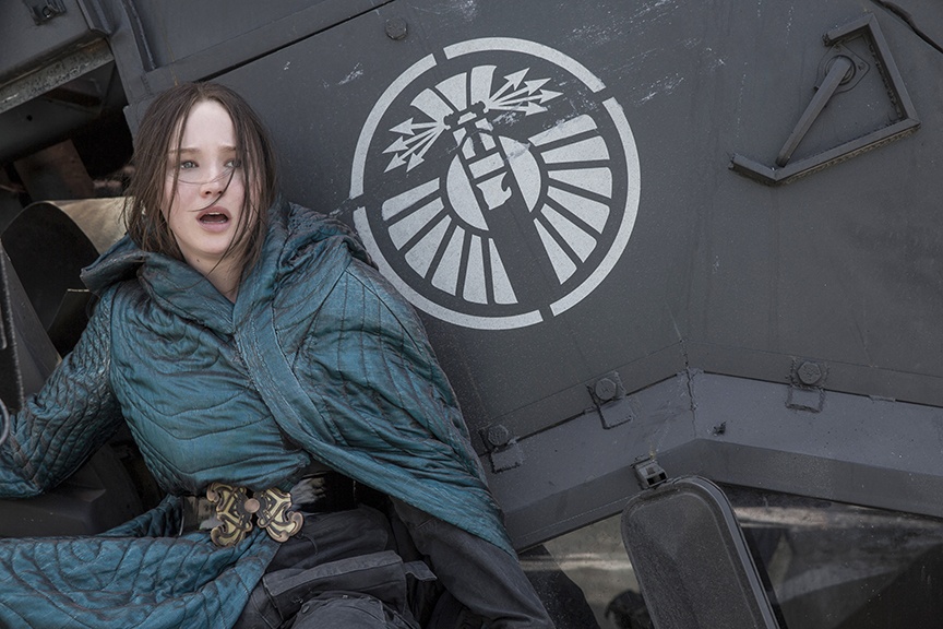 Katniss Everdeen kill President Alma Coin (The Hunger Games Mockingjay Part  2) on Make a GIF